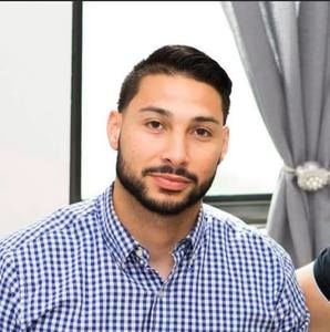 Meet your Posher, Chris